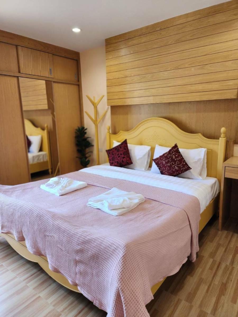 Alaita Hostel Patong 外观 照片