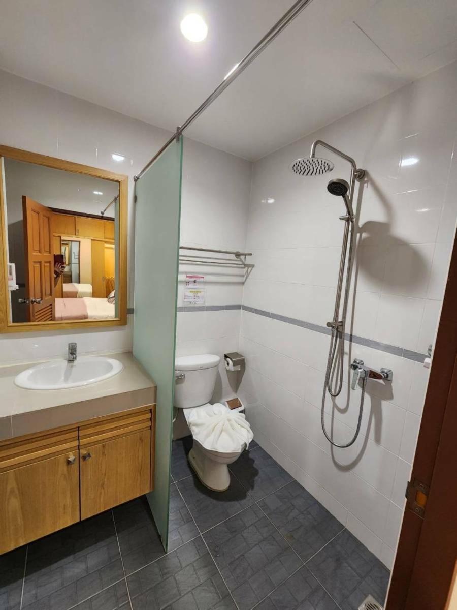 Alaita Hostel Patong 外观 照片